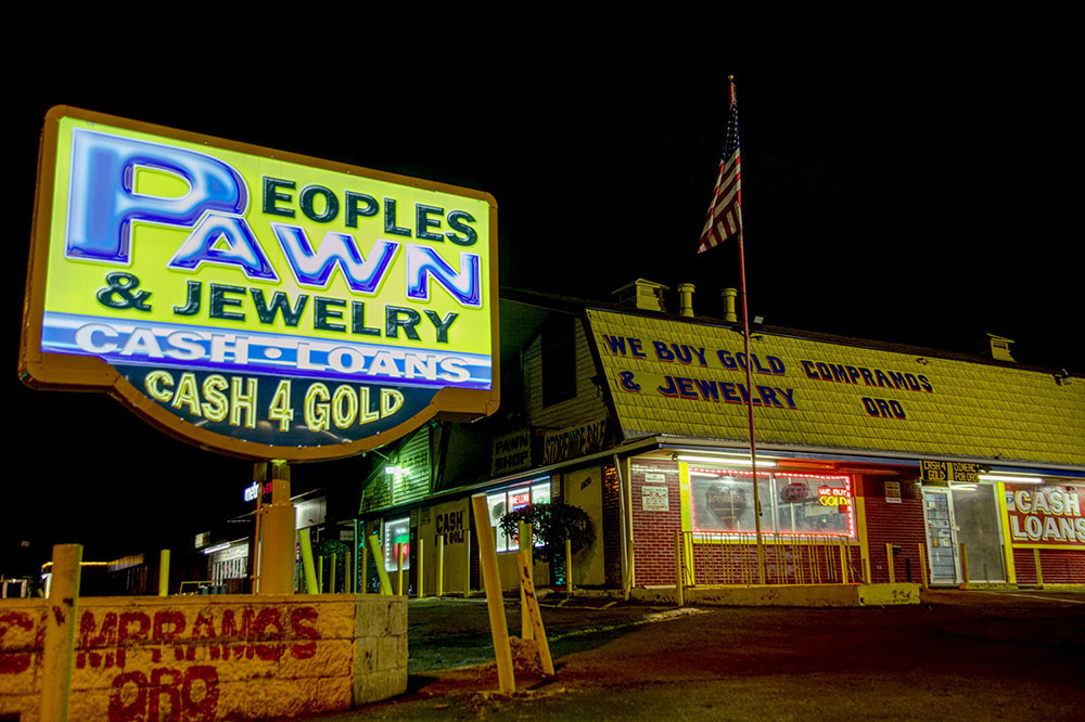 Consider Leaving Your Items With a Pawn Shop