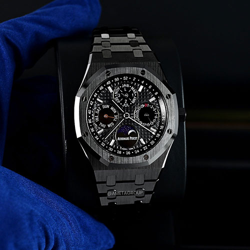Audemars Piguet Royal Oak Perpetual Calendar, Black Ceramic, 41 mm