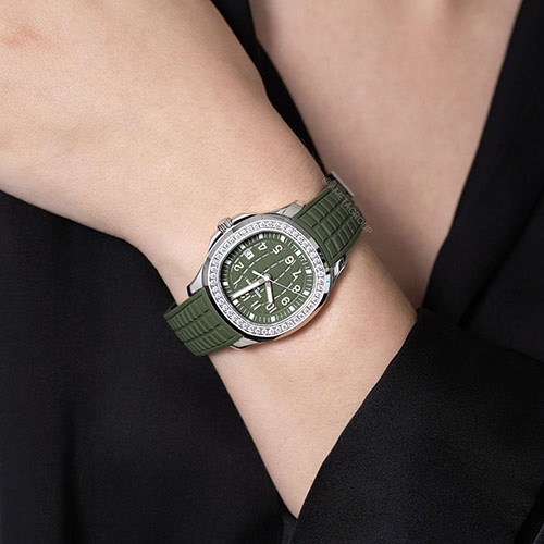 Patek Philippe Aquanaut, Stainless Steel, Diamond Bezel, Green Arabic Dial