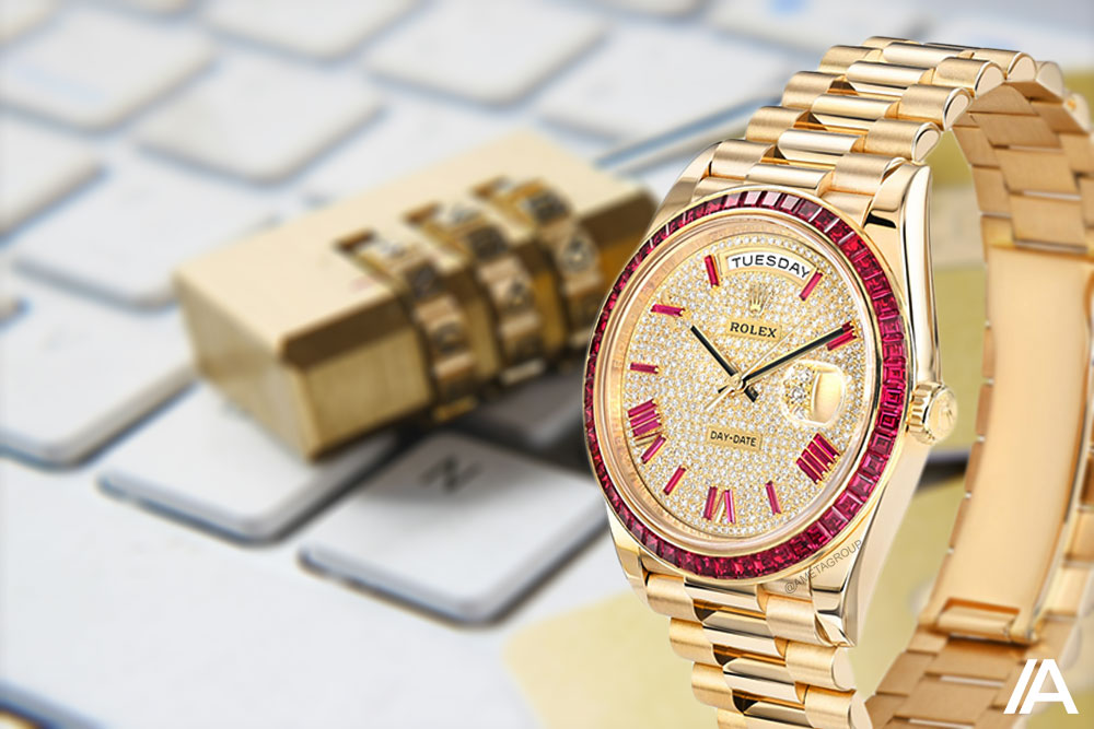 Rolex watch with padlock - get a loan with no credit history